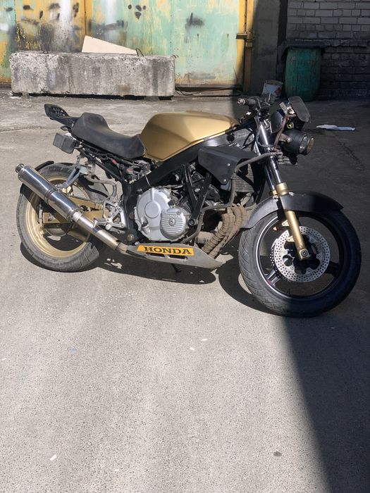 Honda CBR      и