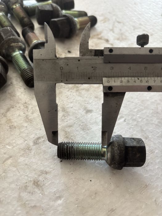 Śruby do kół ssangyong korando felgi aluminiowe stalowe
