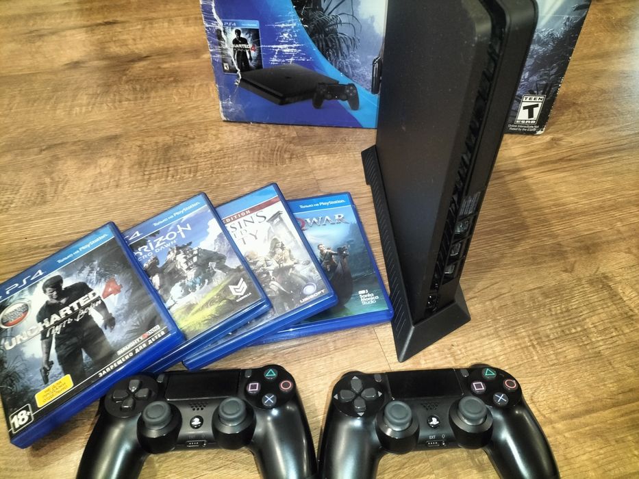 PS 4 slim 1 tb пам'яті