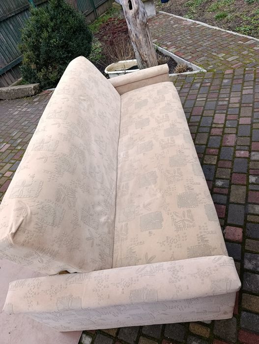 Продам диван книжка