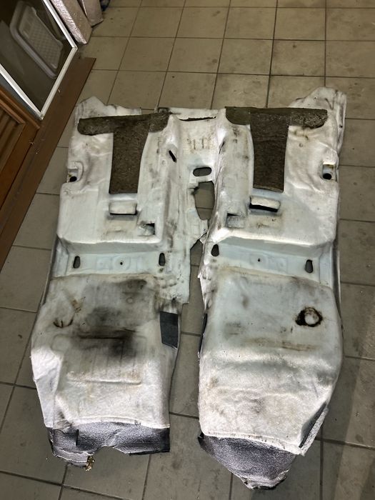 Обшивка пола ковролин карпет mazda 3 bk