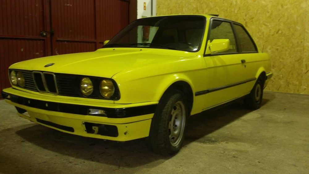 BMW E30 Coupe 320i_ Fase II_Para Peças