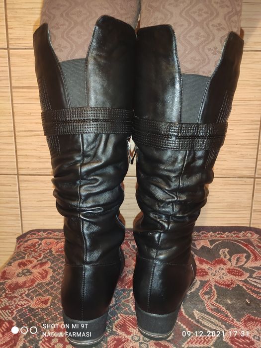 Шкіряні чоботи 38 і 39 розмір