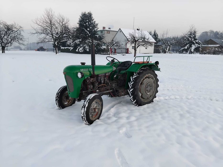 Ursus c 328 330 zabytek