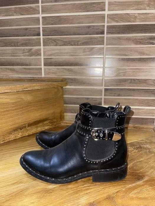 Черевички осінні. Німеччина