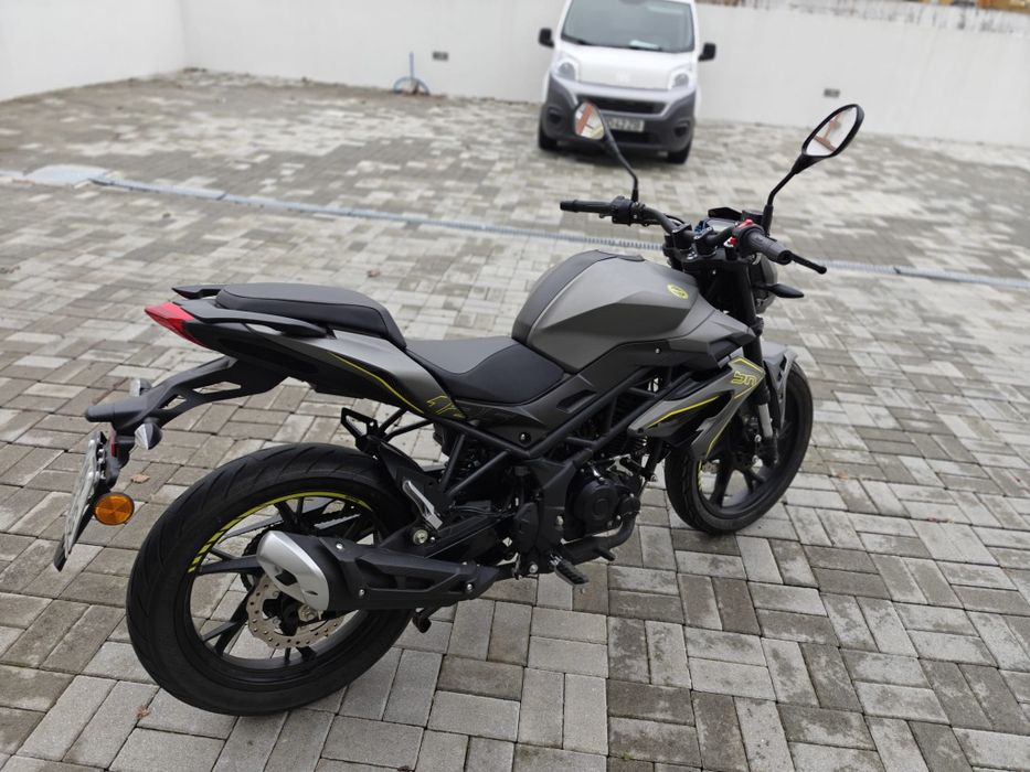 Benelli BN 125 - 26 km - 2024 - NOVA