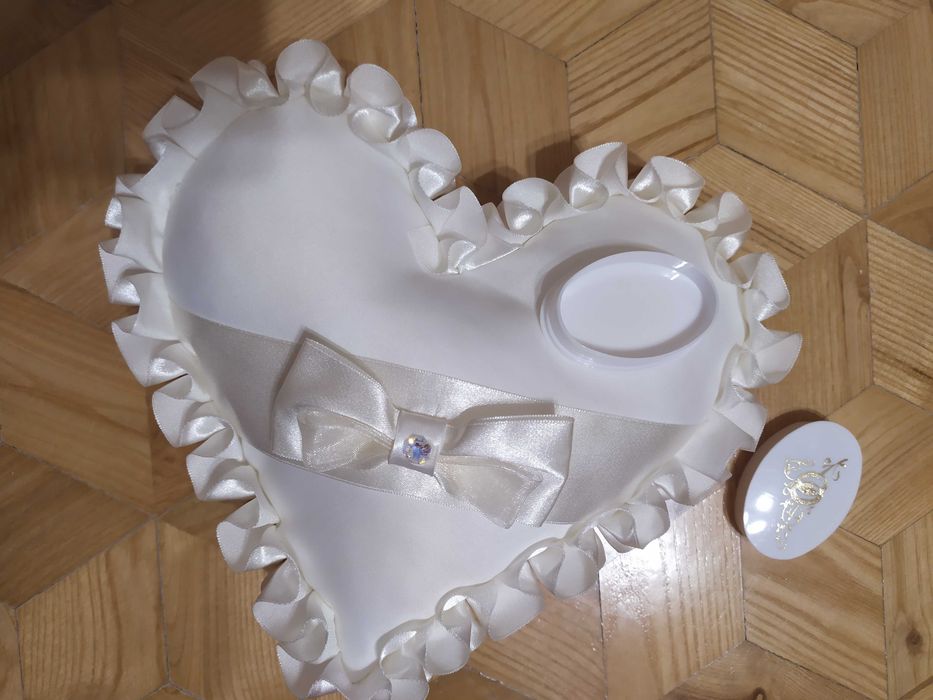 elegancka poduszeczka na obrączki