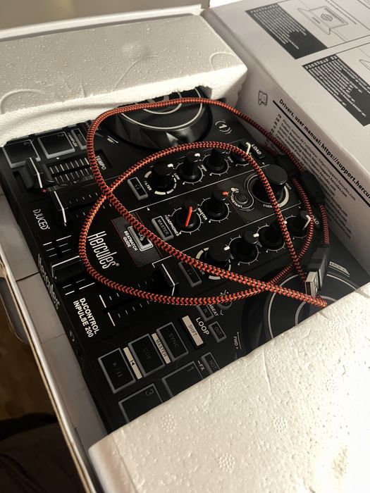 Hércules DJ Control Inpulse 200 - NOVA