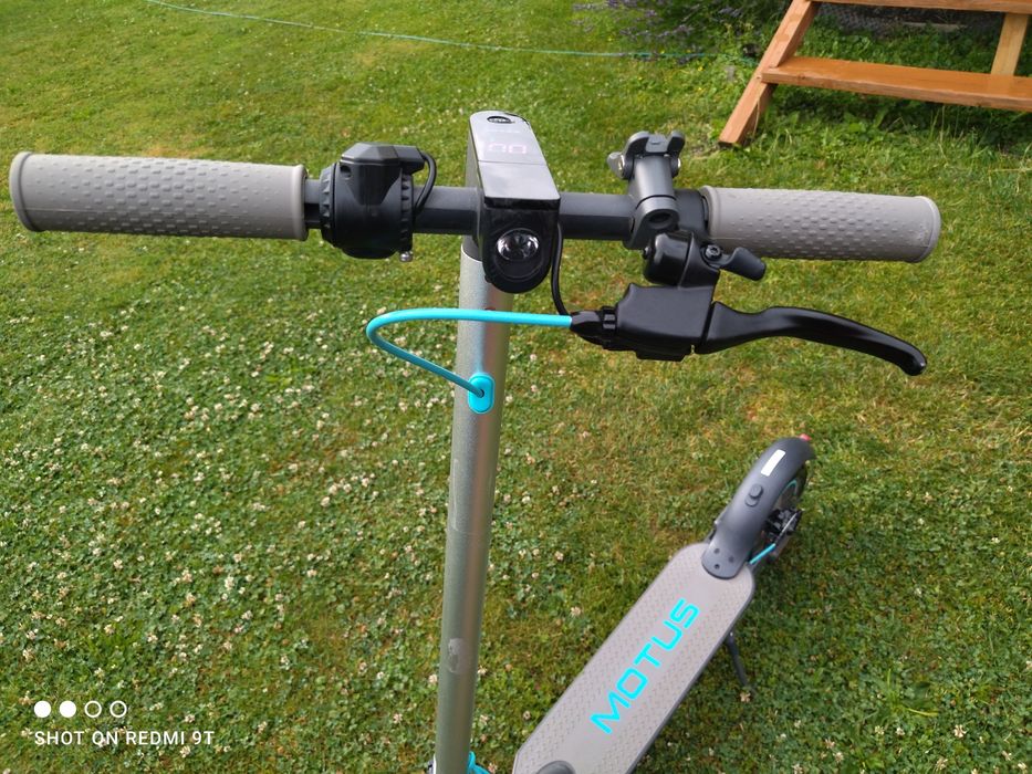 Hulajnoga elektryczna MOTUS SCOOTY 10LITE