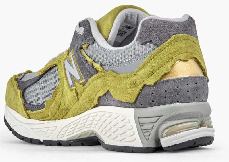 Кросівки New Balance 2002 M20028ZH