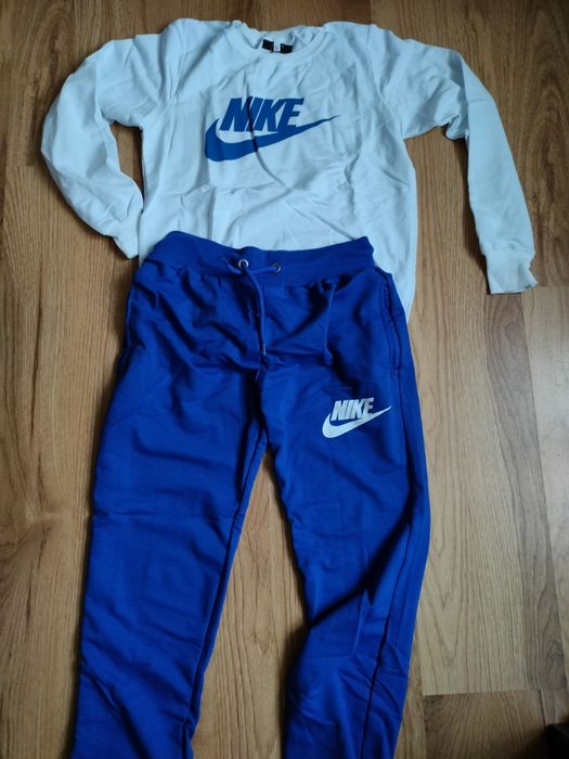 Ostatni  Świetny dres Nike  damski XL  super cena