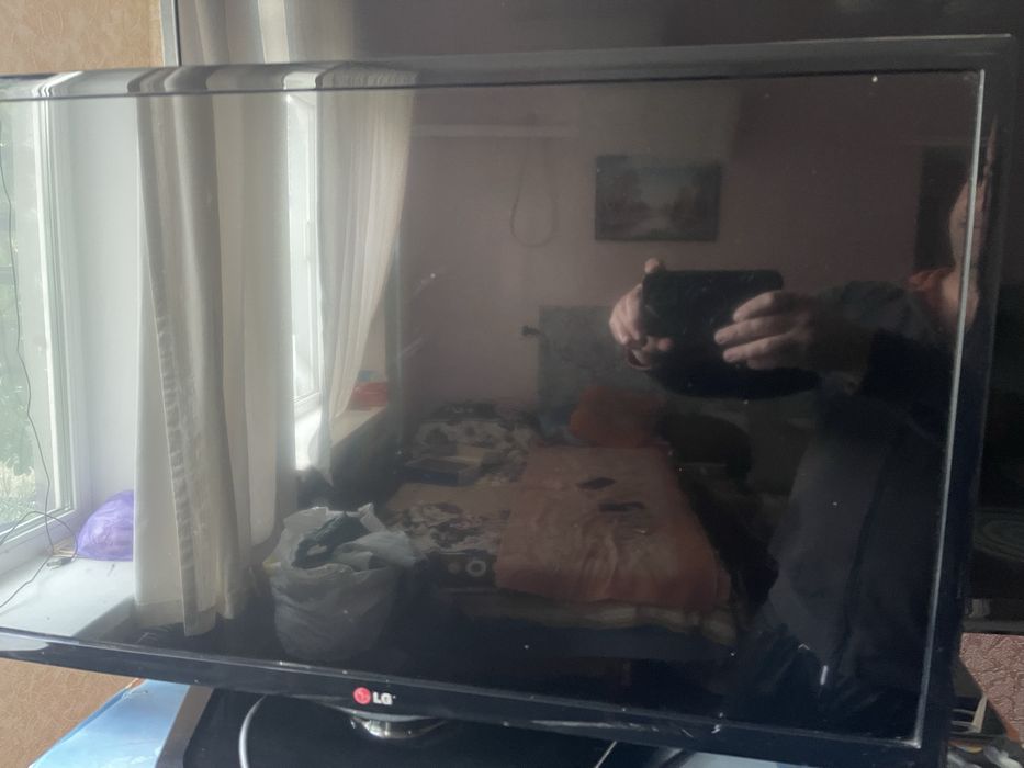 Телевізор LG в гарному стані