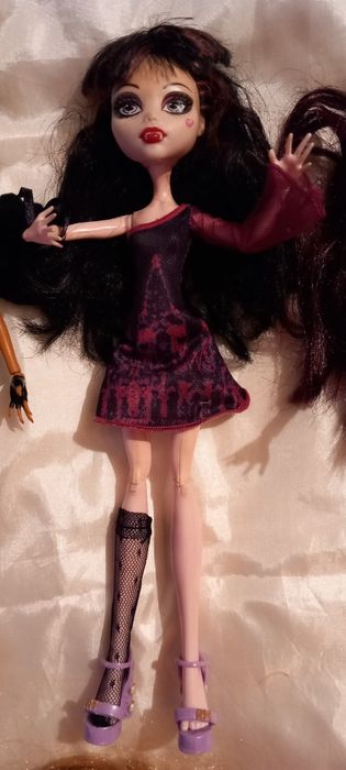 Bonecas monster high