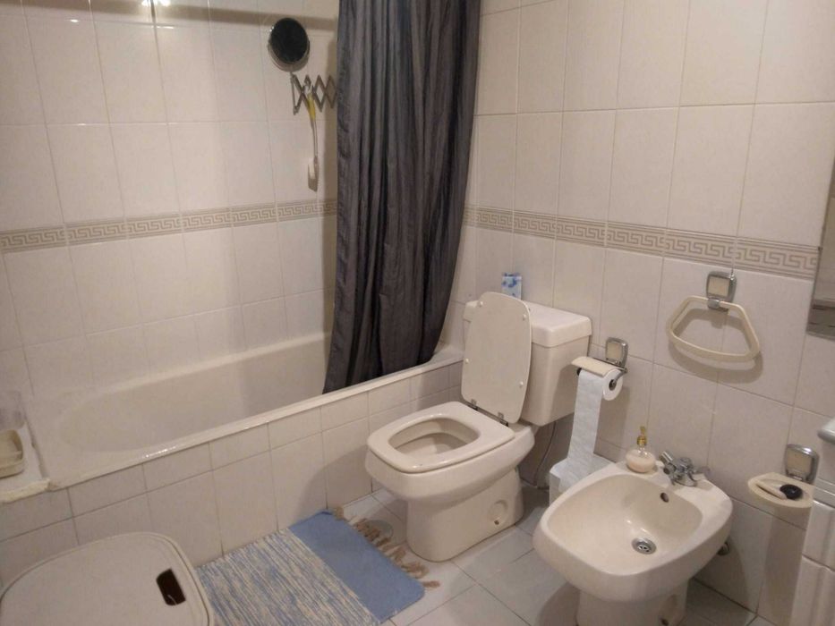 Aluga-se  T2+1.    St Ovídio