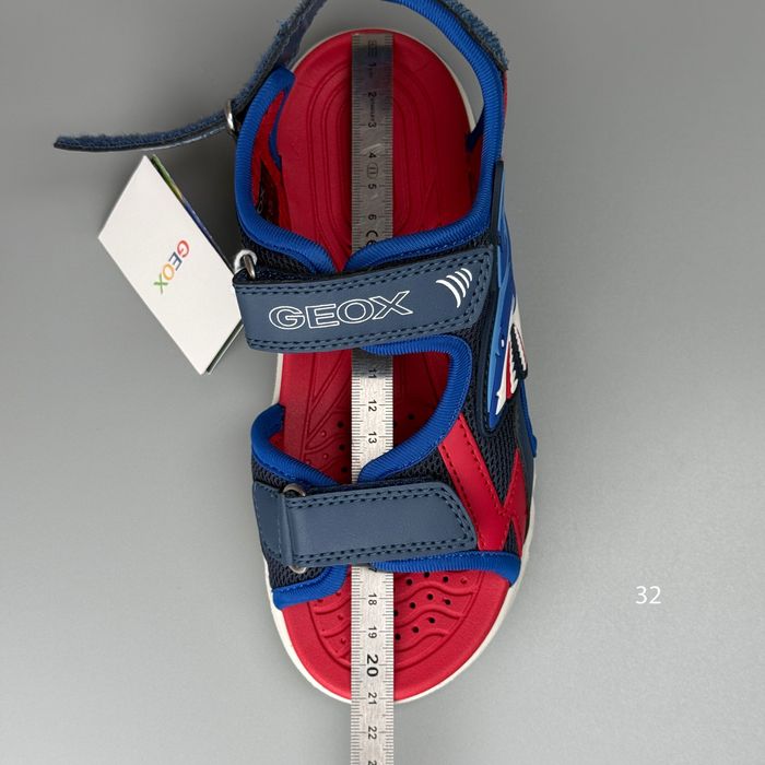 Босоніжки Geox Ciberdron 30, 31, 32, 35, 37 р. з мигалками
