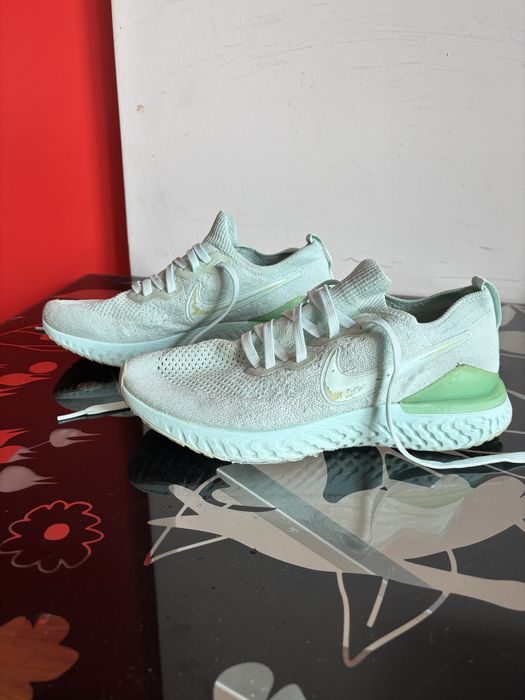 Buty do biegania Nike z siateczki miętowe r.41