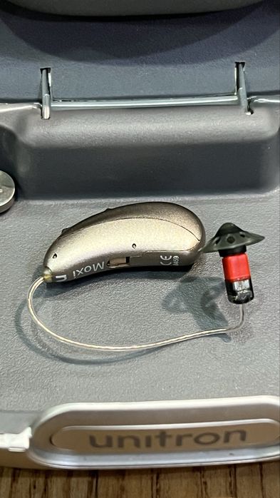 Слуховой аппарат UNITRON MOXI B312