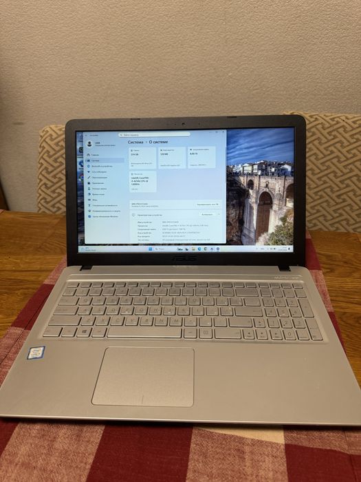 Мощный ноутбук ASUS i5-8gn | 8gb ОЗУ | 240 SSD