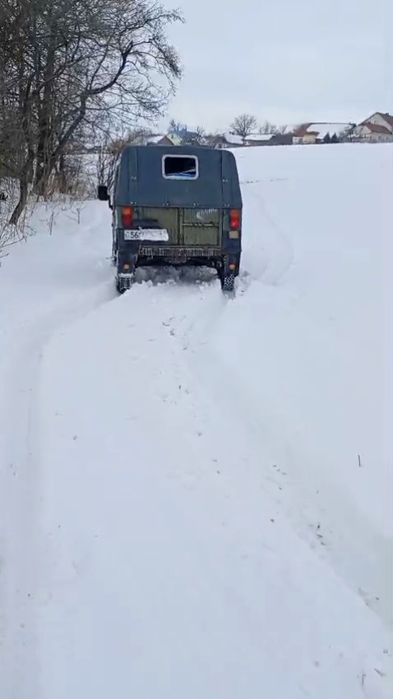 Продаж Автомобія