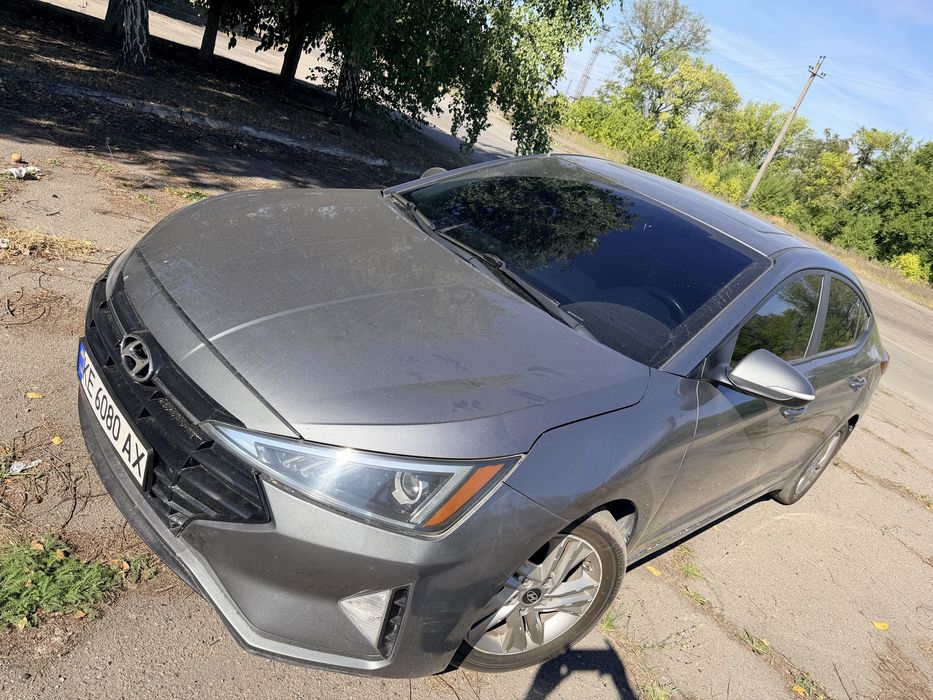 Продам Hyundai Elantra