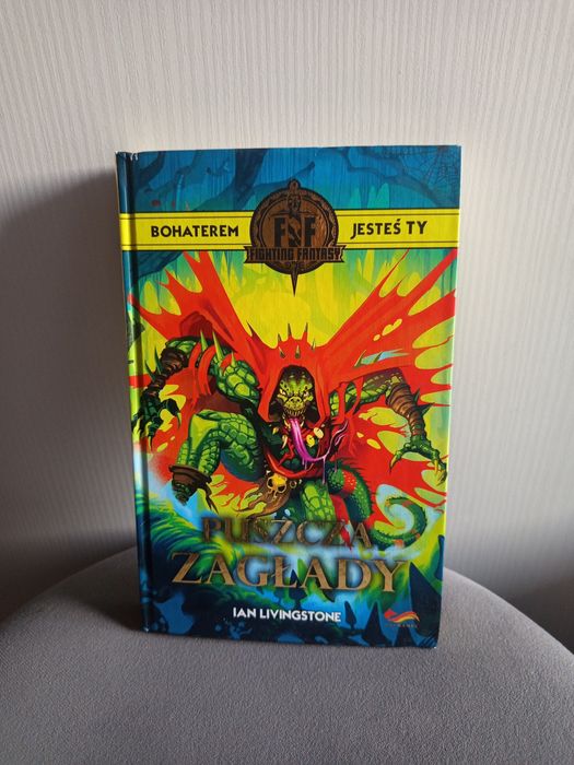Gra paragrafowa Fighting Fantasy: Puszcza Zagłady FoxGames