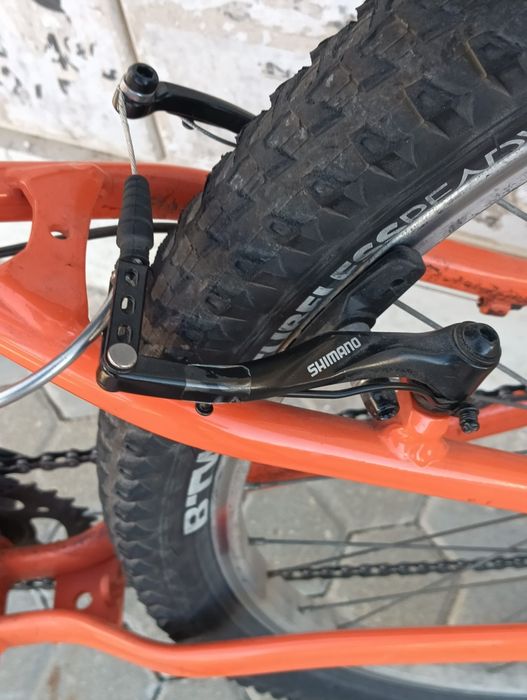 Dirt jumper/ wheelie bike     bike de grau    BTT EXPL 500