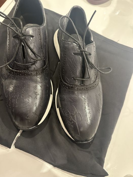 Berluti Azul Escura