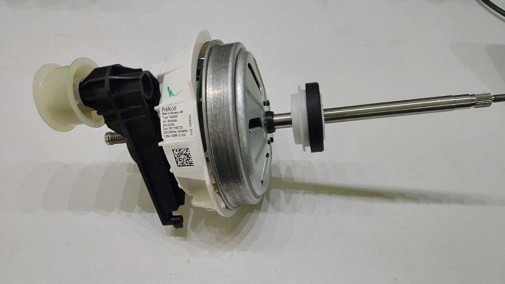 Motor Maquina Secar Indesit Hotpoint Ariston Whirlpool - C0052.6670
