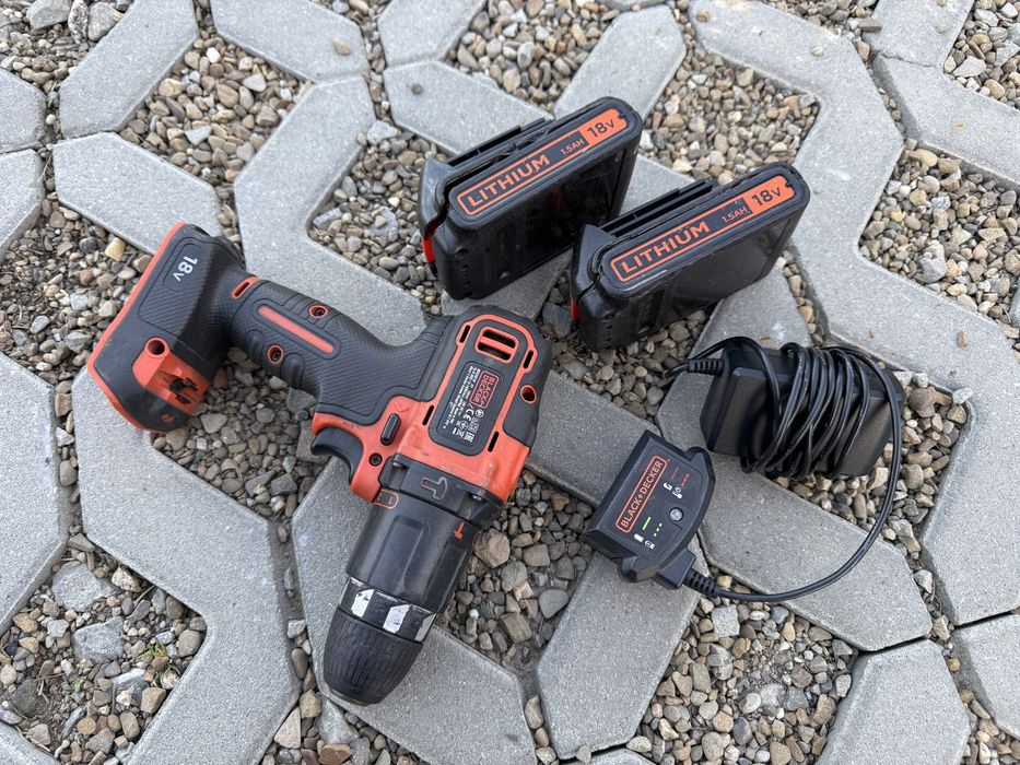Wiertarko Wkrętarka Black Decker Komplet Ładowarka 2x Akumulator 1.5AH