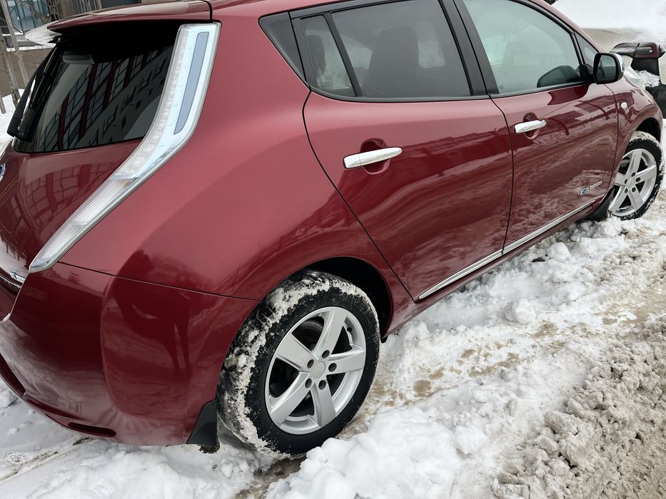 Оренда нісан ліф(24)