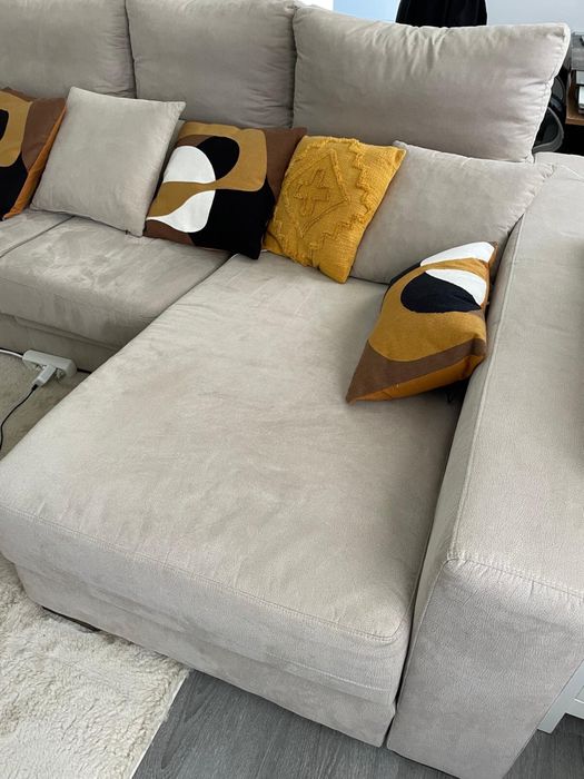 Sofá Chaise Longue Bege com Arrumação