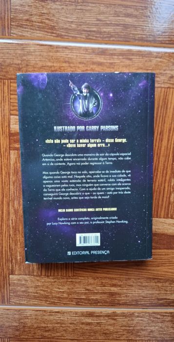 Livro George e a Nave do Tempo de Lucy Hawking
