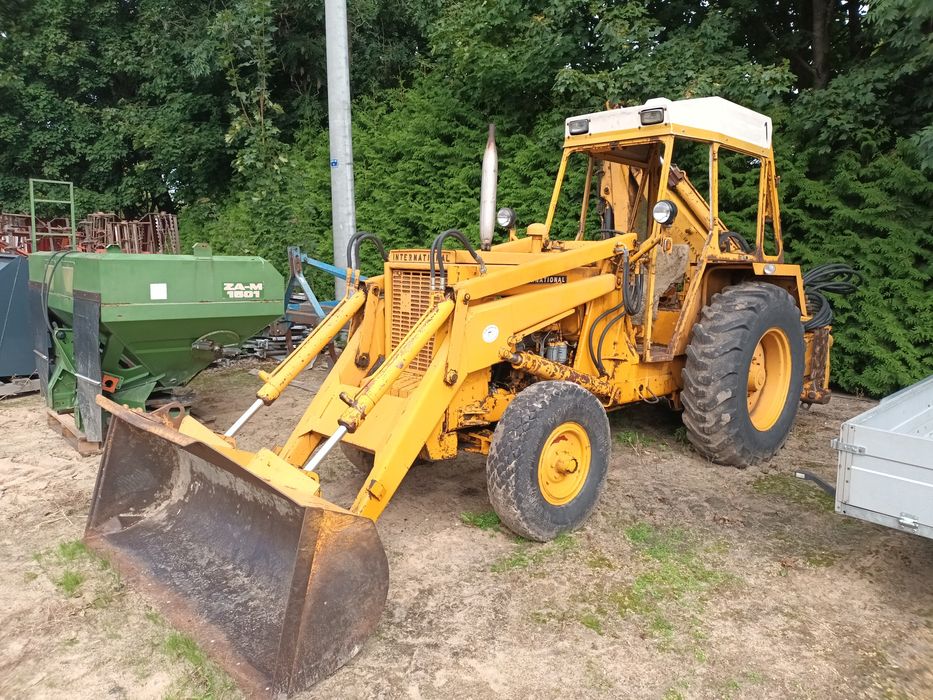 Koparko ładowarka International Case IHC 3654 Mechaniczna Prosta Oryginał 4 cyl 70KM
