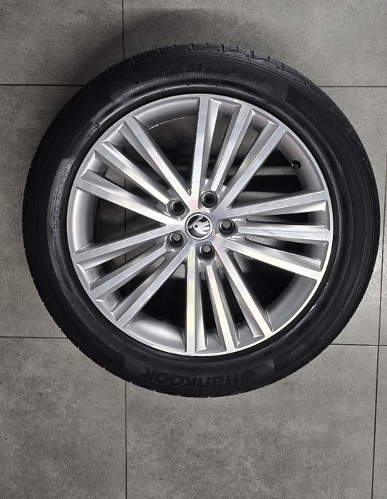 Koła 235 50R19 Skoda 5x112 ET 43