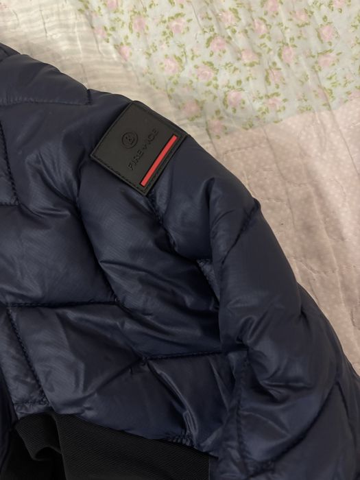 Жіноча куртка від Bogner