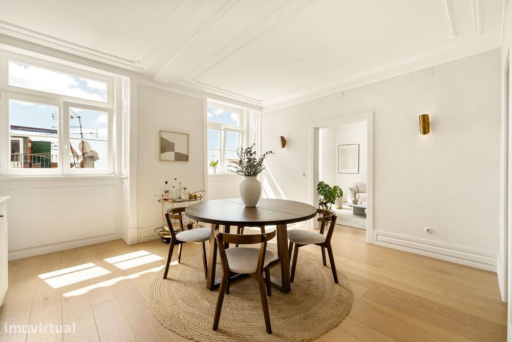 Apartamento T2 com vista, Castelo, Lisboa