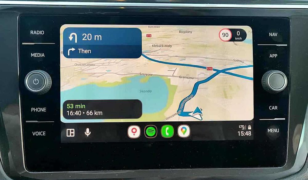 Audi CarPlay Android Auto Bezprzewodowo VAG VW Skoda Seat Porsche MAPY