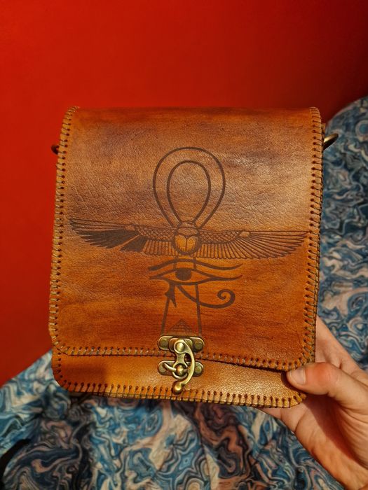 Listonoszka z Egiptu skóra naturalna