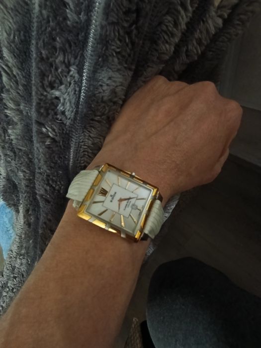 Часы Швейцария EDOX Classe Royal Ultra Slim