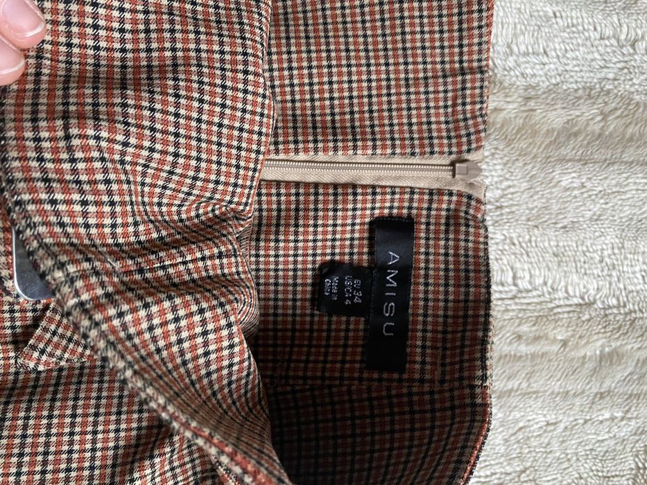Spodnica 34 amisu w kratke z paskiem