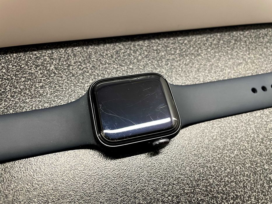 Apple Watch SE gen 1 GPS, Cellular, 40mm aluminium, faktura