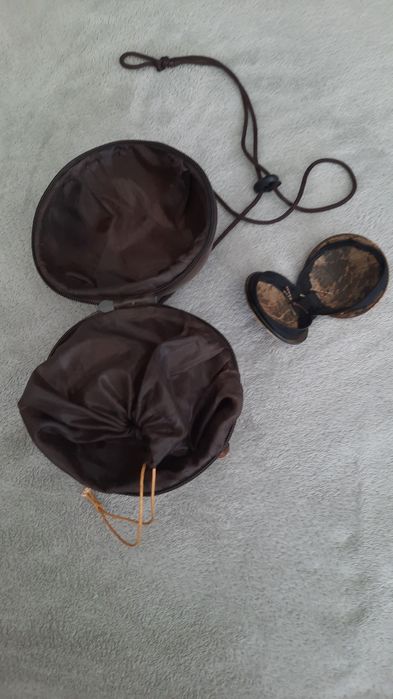 Cluntch e porta moedas de cocos