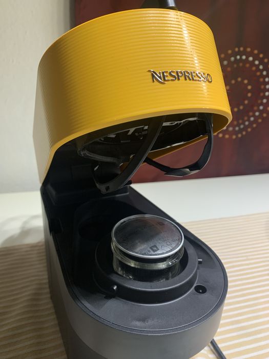 Máquina Café Nespresso Vertuo Pop