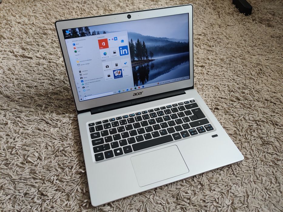 Portátil Acer Swift Full HD 4Gb RAM SSD 128Gb Carregador