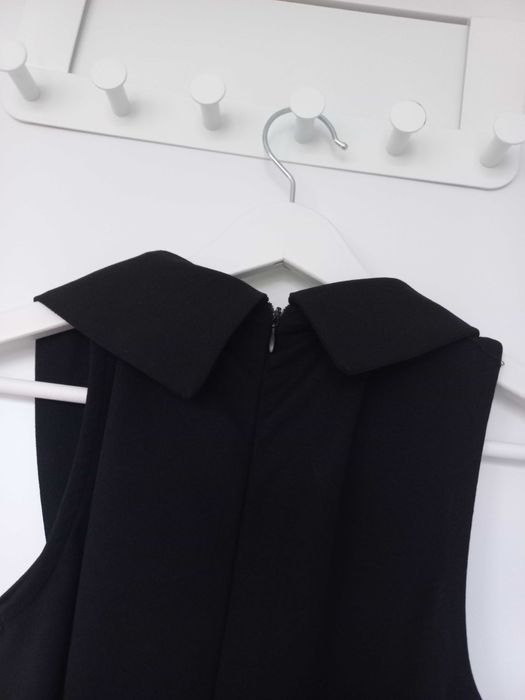 Długi czarny kombinezon New Yorker