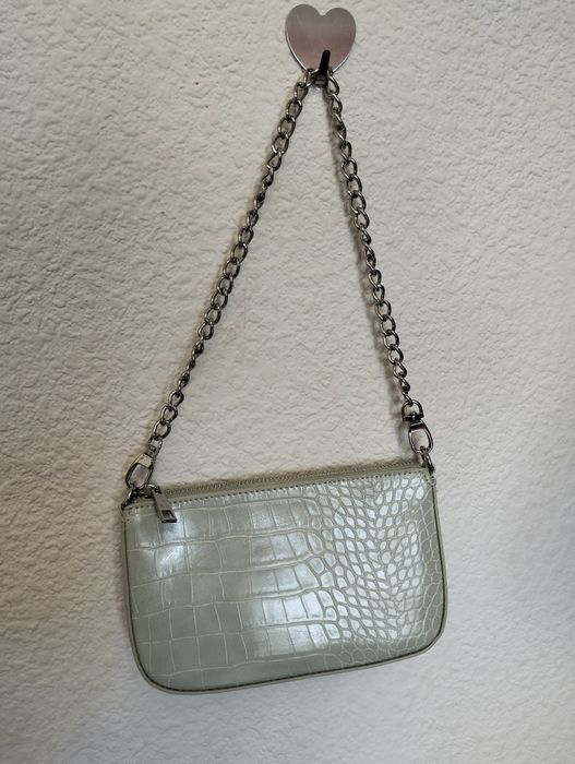 Маленька сумочка від Bershka