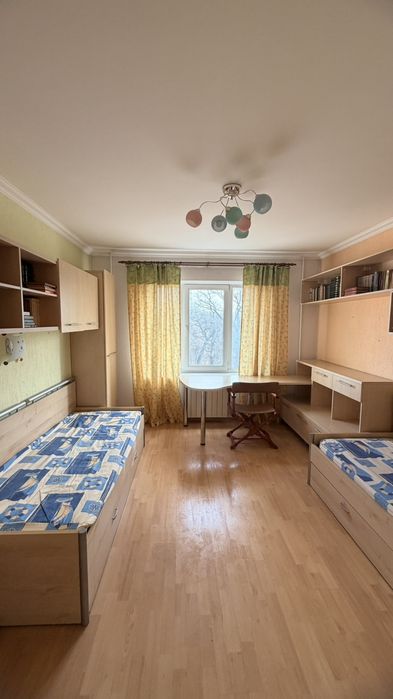 Без %!  3-кімнатна квартира в Шевченковському районі вул. Салютна, 42/46