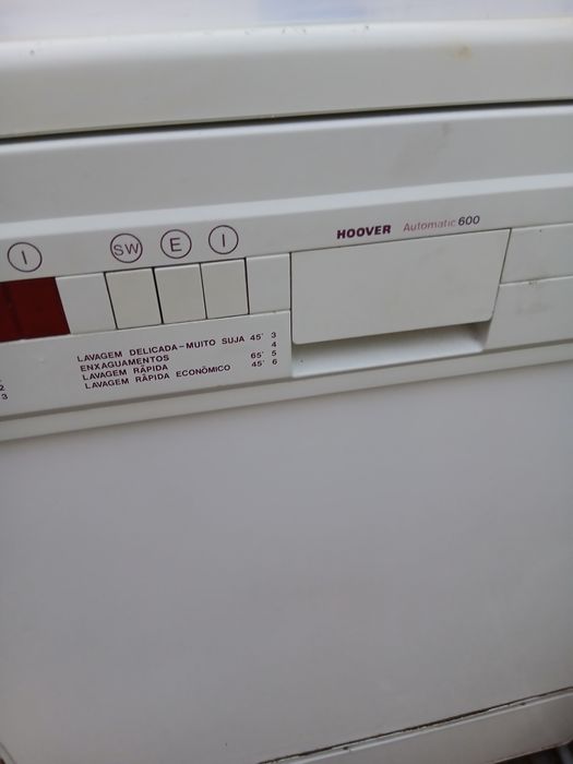 Máquina de lavar loiça Hoover Automatic 600 (Model D 7178) – Para peças / avariada