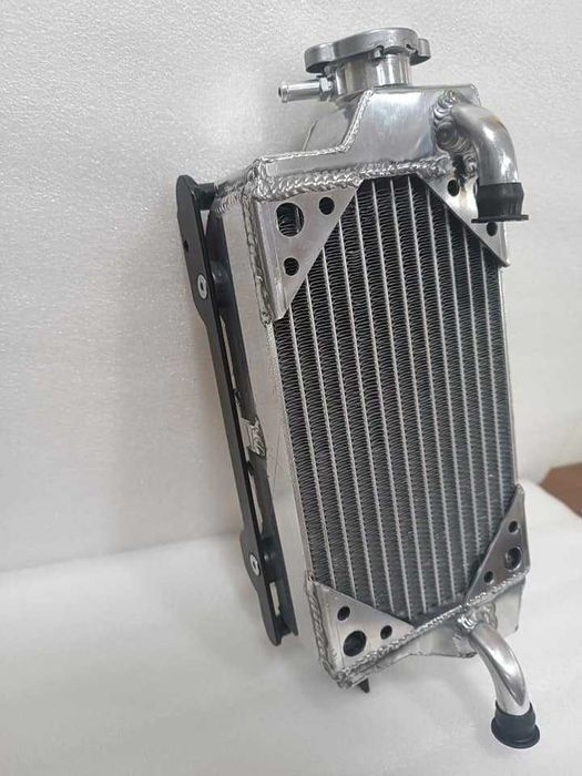 Radiador Aluminio Mais do Dobro da Capacidade YAMAHA DT / LCDE
