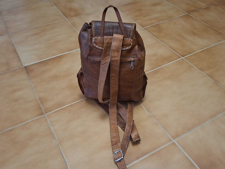 Mochila em pele/couro de qualidade, para CAÇA - NOVA